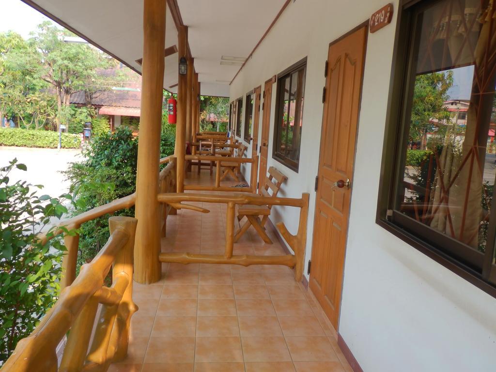 Mg Guesthouse Сукотай Екстериор снимка