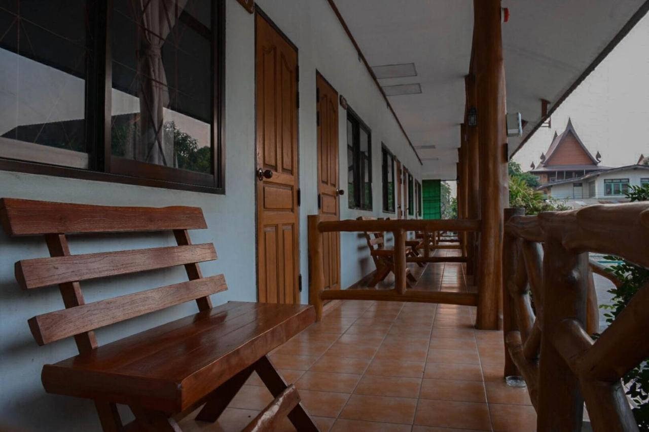 Mg Guesthouse Сукотай Екстериор снимка